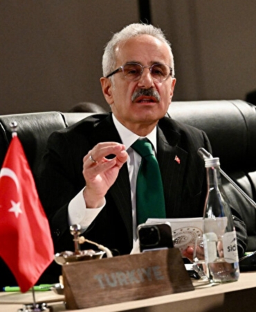 17399417331365222237